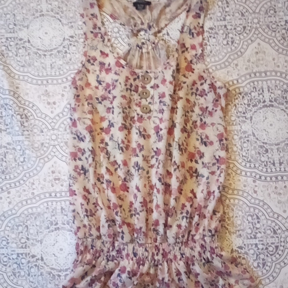 JUNIORS floral top - Picture 8 of 12